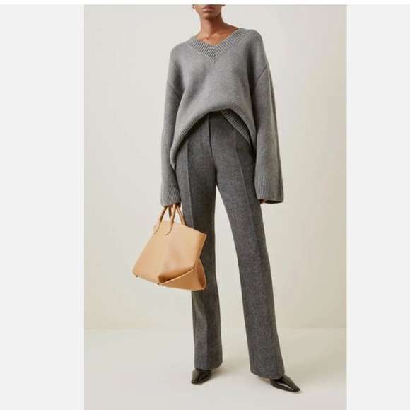 Khaite Isabelle Stone Gray Cashmere Sweater Size XS Authentic NEW W. TAGS $1680 - Picture 7 of 8
